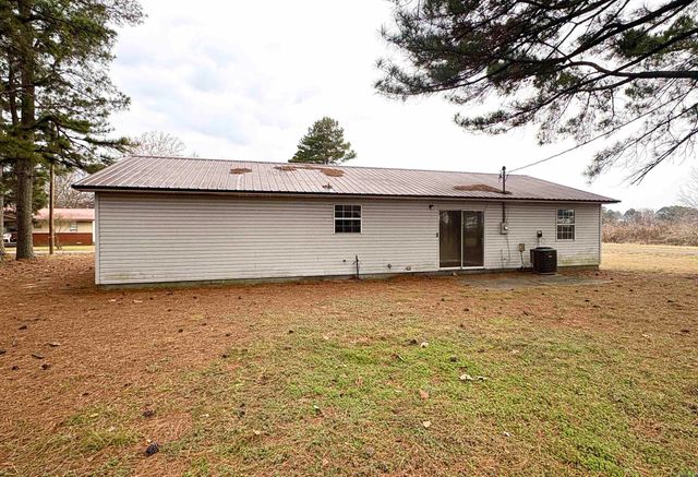 1012 N 12th Street, Augusta, AR 72006