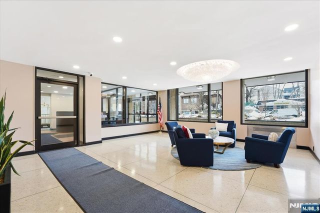 6600 Boulevard East 22N, West New York, NJ 07093