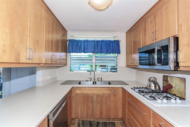 98-228 Aiea Kai Place, Aiea, HI 96701