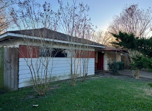 2208 Marshall Street, Pasadena, TX 77506