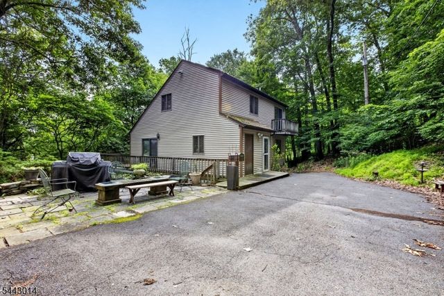 1 Hillside Ave, Liberty Twp., NJ 07823