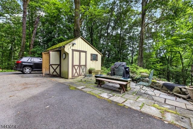 1 Hillside Ave, Liberty Twp., NJ 07823