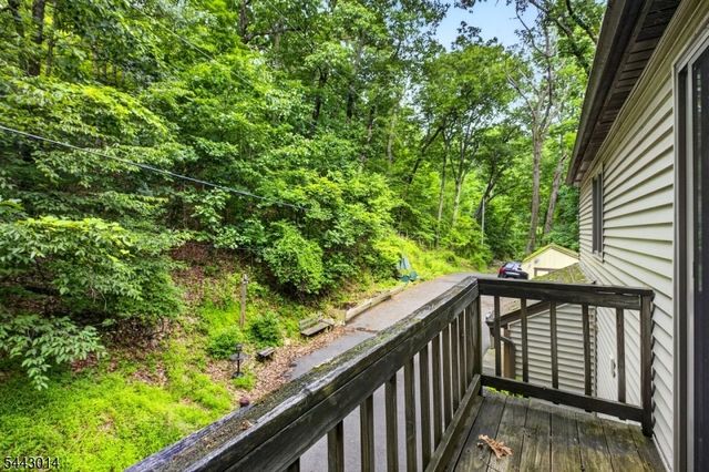 1 Hillside Ave, Liberty Twp., NJ 07823