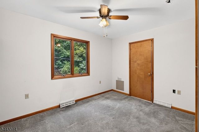 1 Hillside Ave, Liberty Twp., NJ 07823