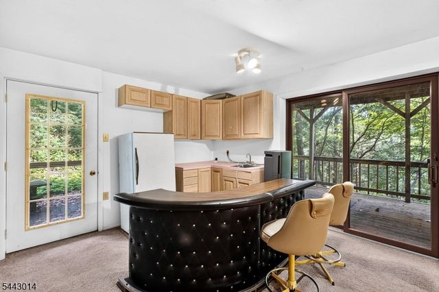 1 Hillside Ave, Liberty Twp., NJ 07823