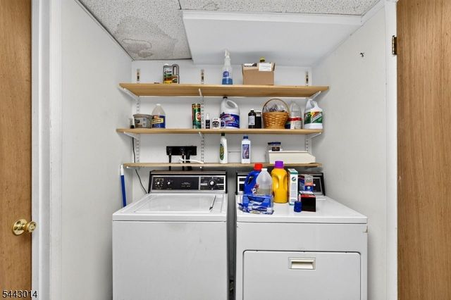 1 Hillside Ave, Liberty Twp., NJ 07823