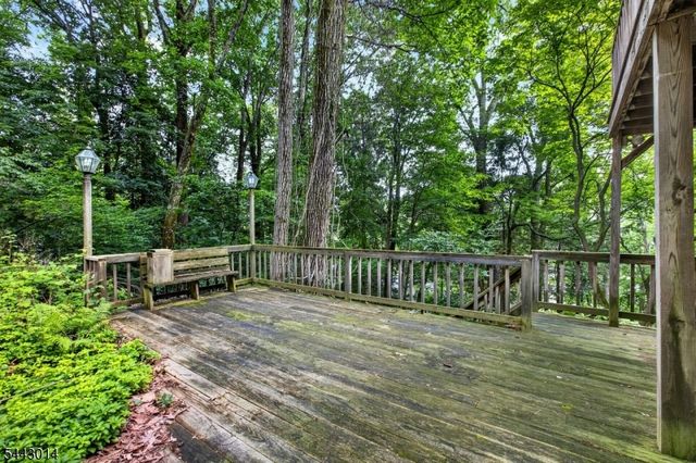1 Hillside Ave, Liberty Twp., NJ 07823