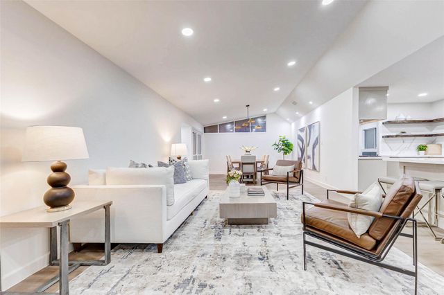 9219 Timberside Drive, Houston, TX 77025