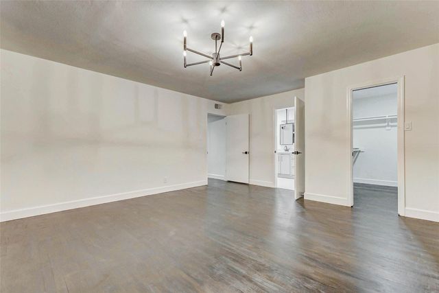 9219 Timberside Drive, Houston, TX 77025