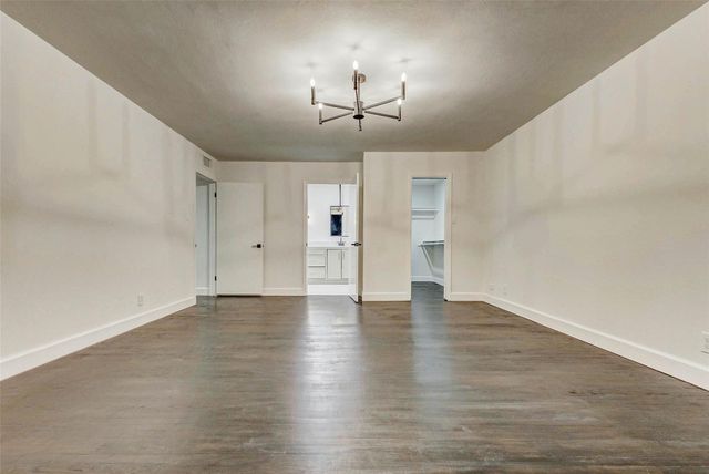 9219 Timberside Drive, Houston, TX 77025