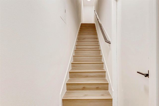 9219 Timberside Drive, Houston, TX 77025