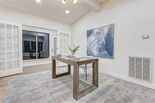 9219 Timberside Drive, Houston, TX 77025