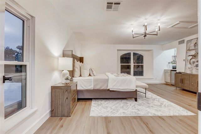 9219 Timberside Drive, Houston, TX 77025