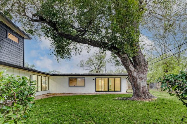 9219 Timberside Drive, Houston, TX 77025