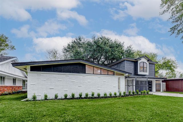 9219 Timberside Drive, Houston, TX 77025