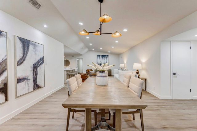 9219 Timberside Drive, Houston, TX 77025