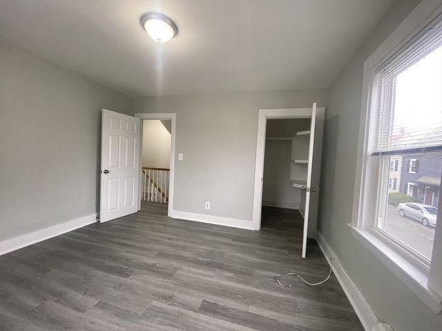 2 Swetts Ct -, Watertown, MA 02472