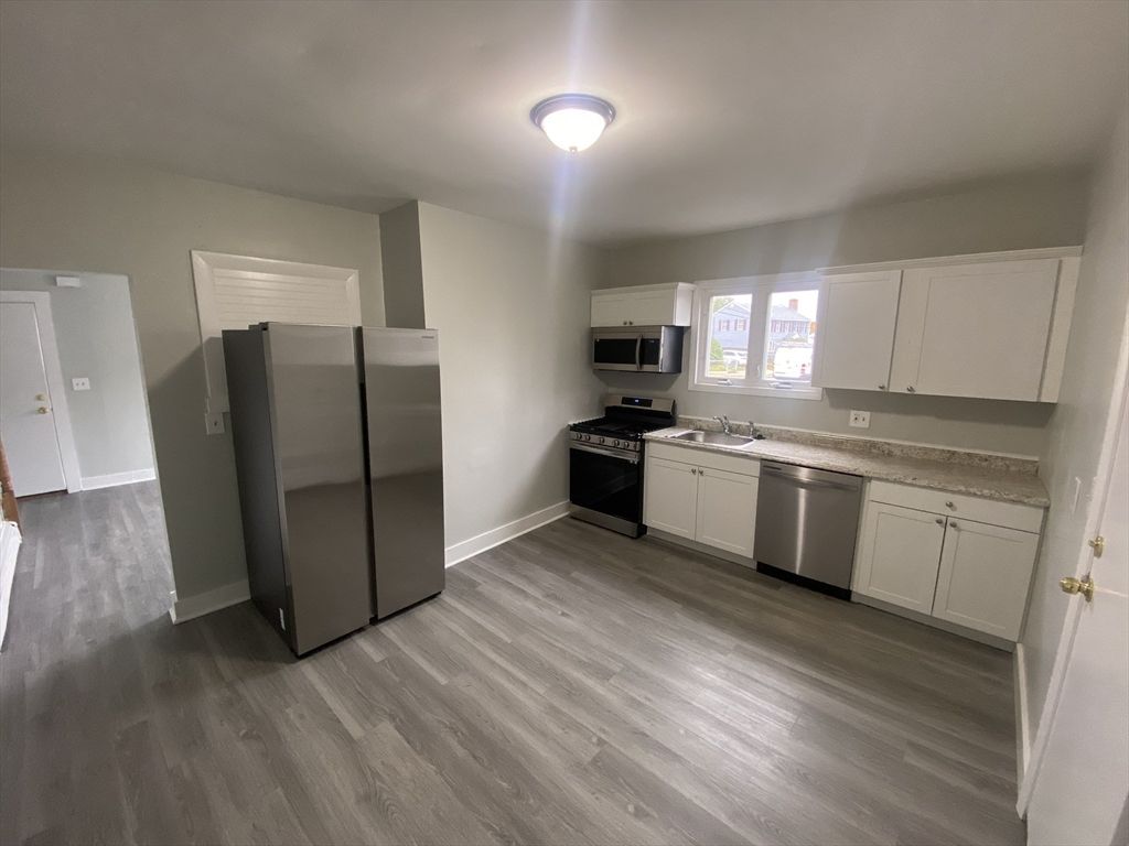 2 Swetts Ct -, Watertown, MA 02472