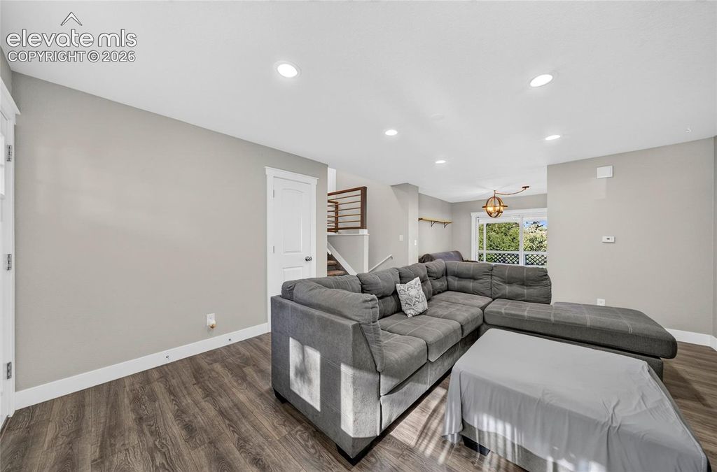 1124 Royale Drive, Colorado Springs, CO 80910 — photo 4