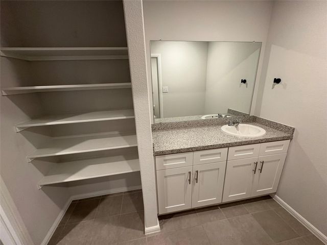 424 Amory Street, Azle, TX 76020