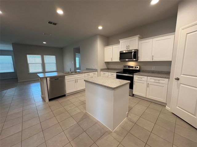 424 Amory Street, Azle, TX 76020