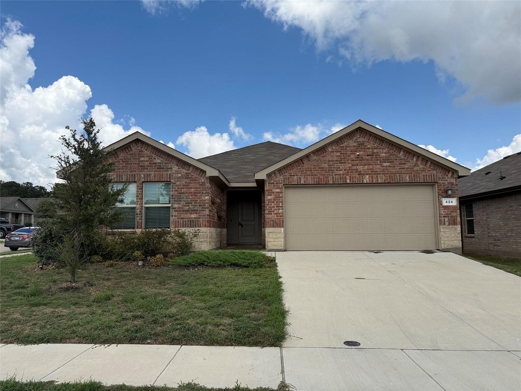 424 Amory Street, Azle, TX 76020