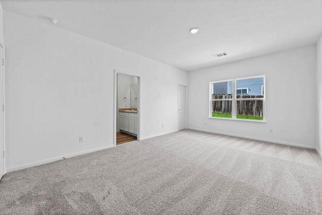 109 McLintock RD, Jarrell, TX 76537