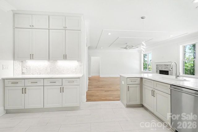 4300 Tangle Drive, Charlotte, NC 28211