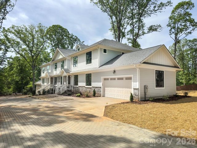 4300 Tangle Drive, Charlotte, NC 28211