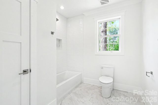 4300 Tangle Drive, Charlotte, NC 28211