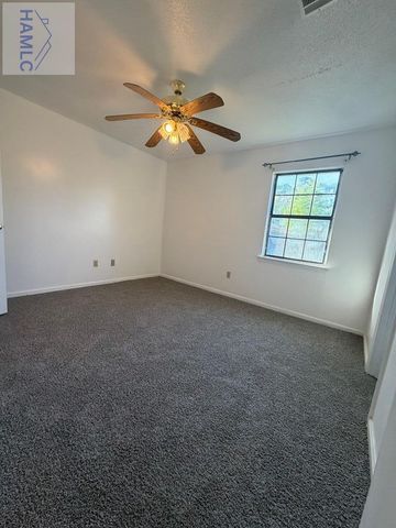 231 Honeylane Circle, Hinesville, GA 31313