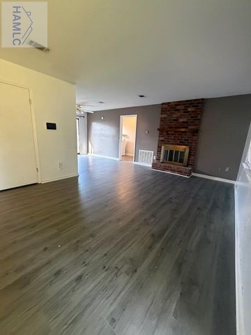 231 Honeylane Circle, Hinesville, GA 31313