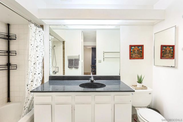 3050 Rue Dorleans 202, San Diego, CA 92110