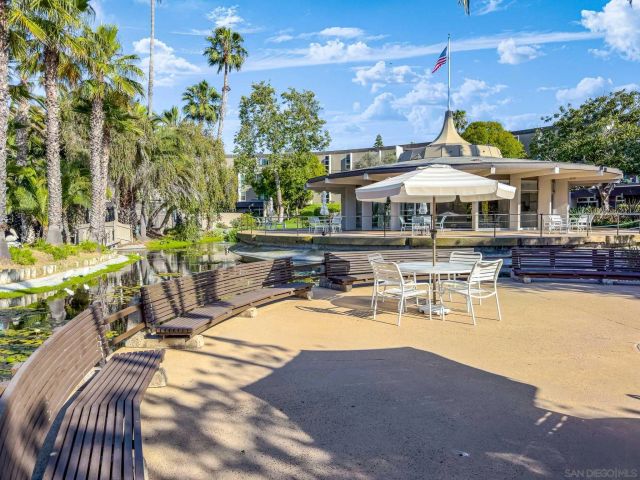 3050 Rue Dorleans 202, San Diego, CA 92110