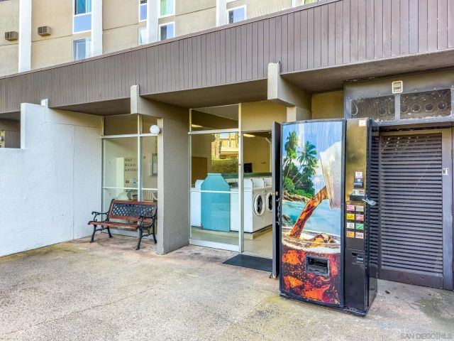 3050 Rue Dorleans 202, San Diego, CA 92110