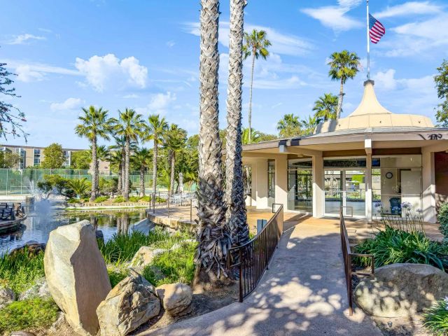 3050 Rue Dorleans 202, San Diego, CA 92110
