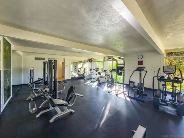 3050 Rue Dorleans 202, San Diego, CA 92110
