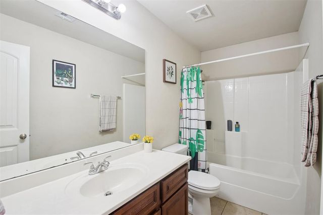 3616 Green Apple Place, Moore, OK 73160