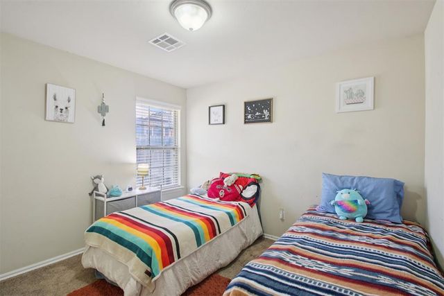 3616 Green Apple Place, Moore, OK 73160