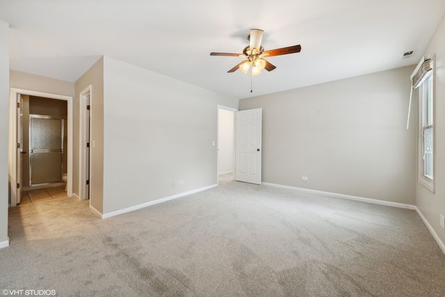 184 Brook Lane 350, Vernon Hills, IL 60061