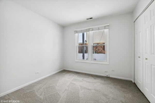 184 Brook Lane 350, Vernon Hills, IL 60061