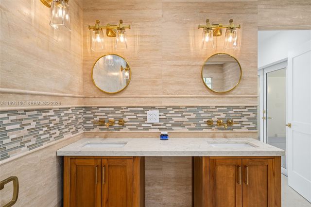 8201 SW 150th Drive, Palmetto Bay, FL 33158