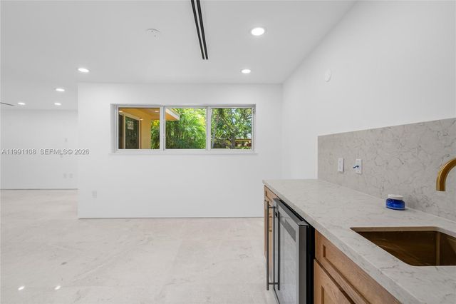 8201 SW 150th Drive, Palmetto Bay, FL 33158