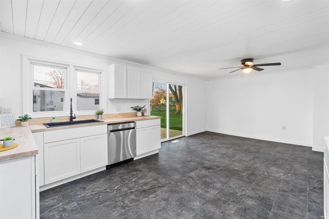 514 W 7th Street, Jonesboro, IN 46938