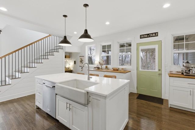 2073 Hawkinson Road, Oregon, WI 53575