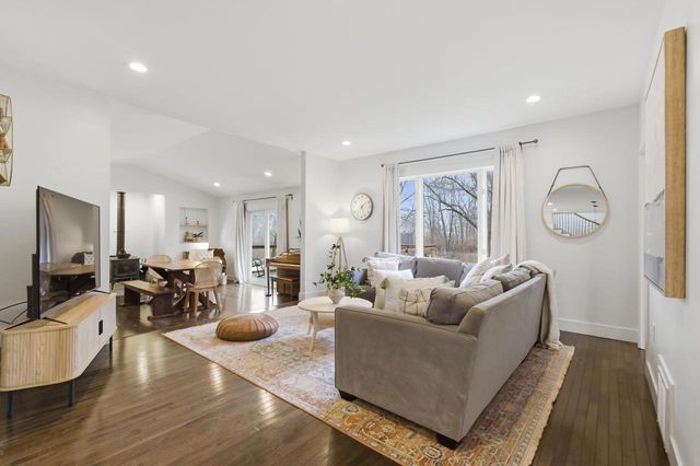 2073 Hawkinson Road, Oregon, WI 53575