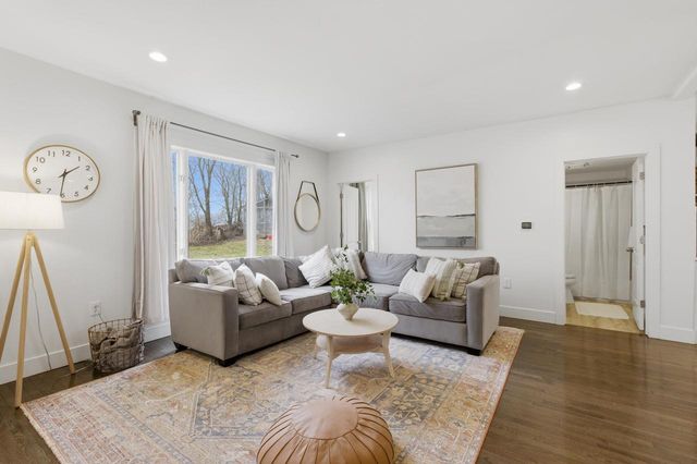 2073 Hawkinson Road, Oregon, WI 53575