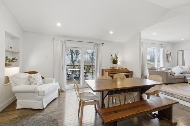 2073 Hawkinson Road, Oregon, WI 53575