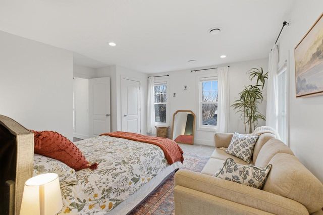 2073 Hawkinson Road, Oregon, WI 53575