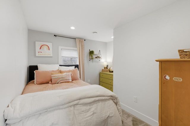 2073 Hawkinson Road, Oregon, WI 53575